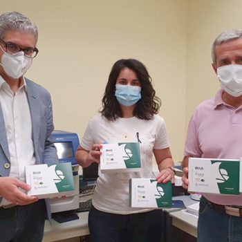 Laboratorio KUDAM dona al Ayuntamiento de Pilar de la Horadada sus nuevos kits para la detección de coronavirus en superficie